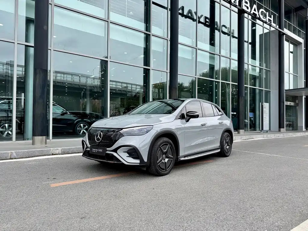 Mercedes-Benz EQE SUV