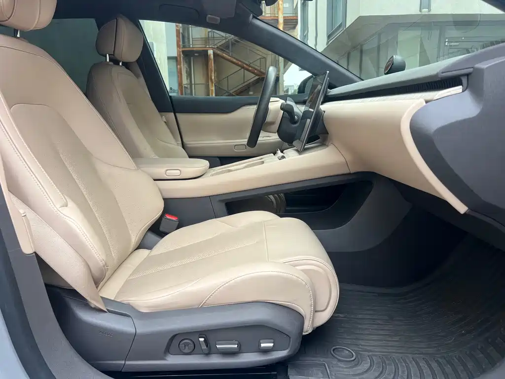 NIO ET7 — миниатюра 18