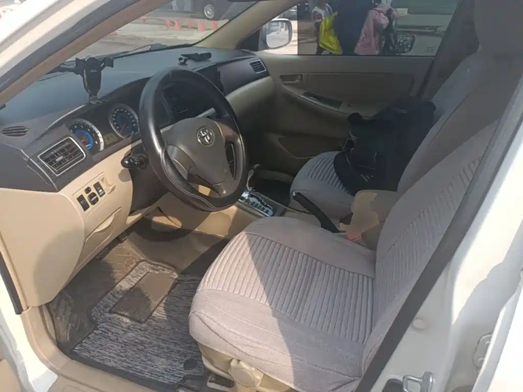 Toyota Corolla — миниатюра 15