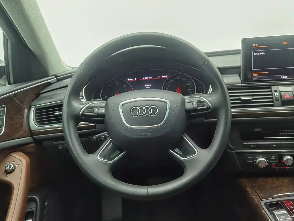 Audi A6L — миниатюра 11