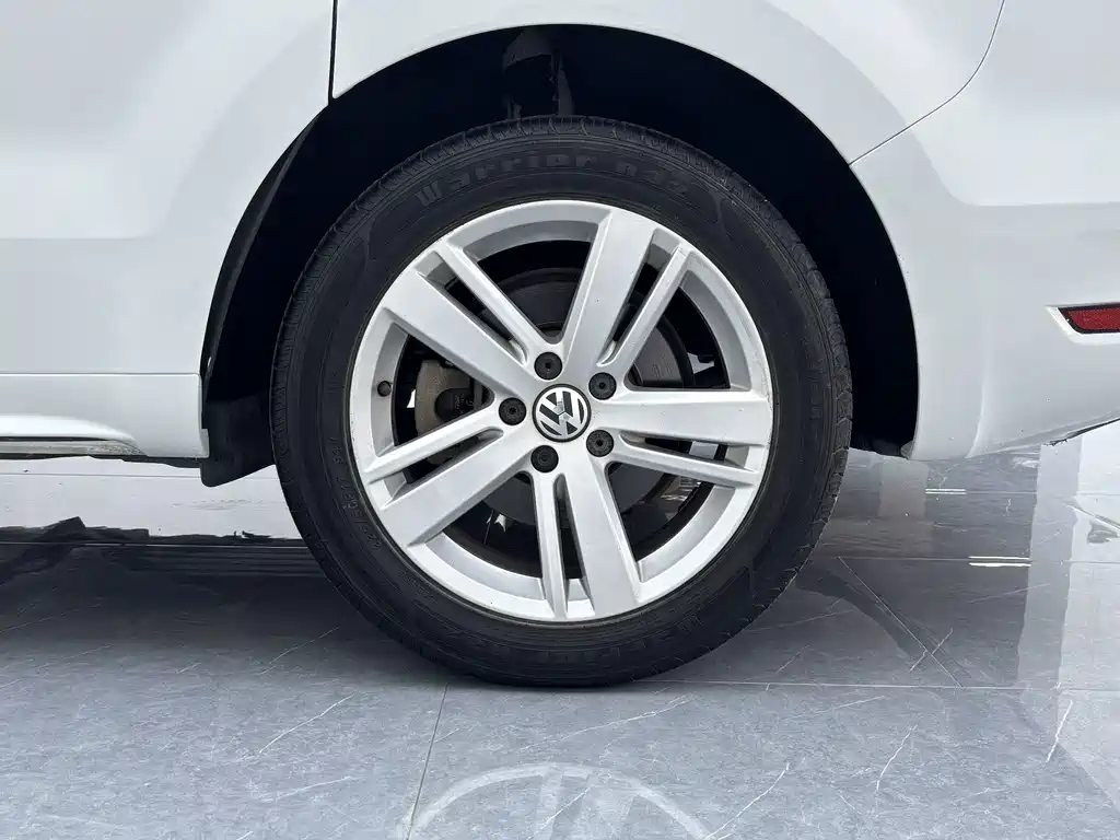 Volkswagen Sharan — миниатюра 14