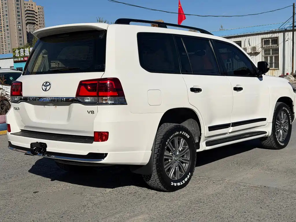 Toyota Land Cruiser — миниатюра 9