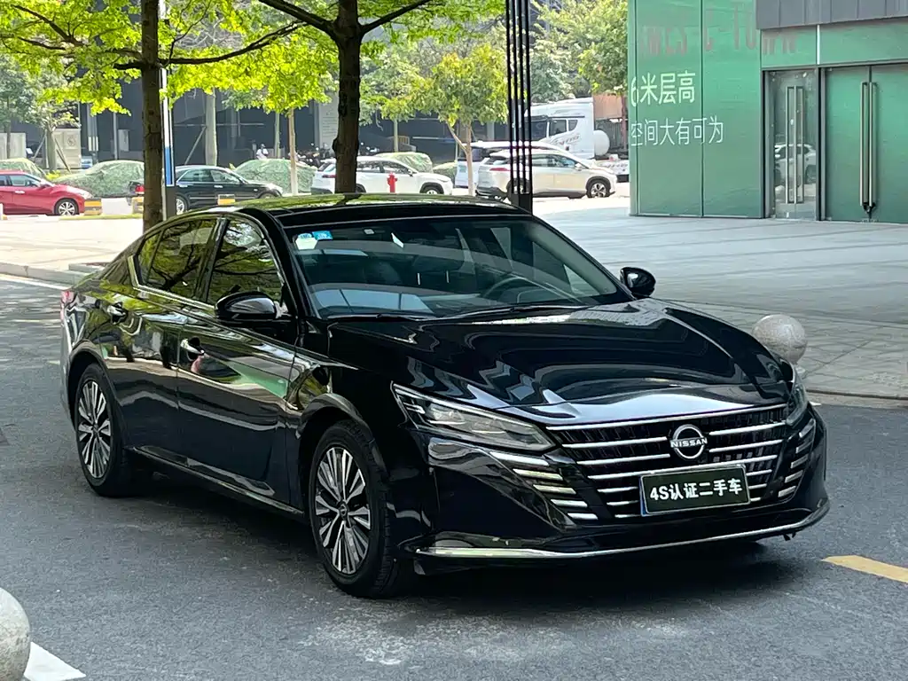 NISSAN TEANA