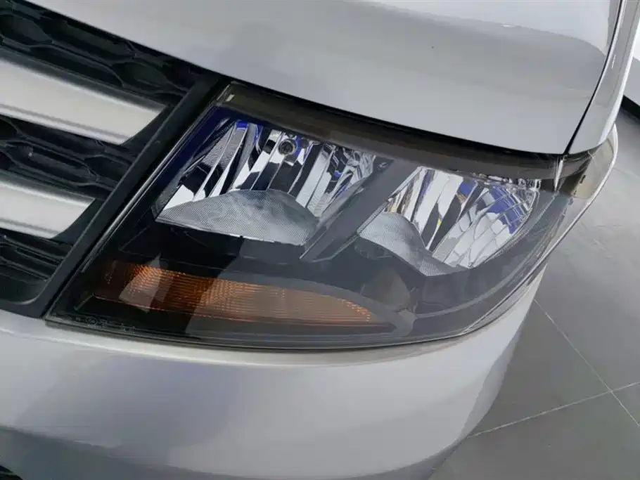 JIANGHUAI RUIFENG M3