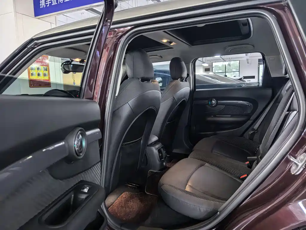 MINI Mini Clubman — миниатюра 9