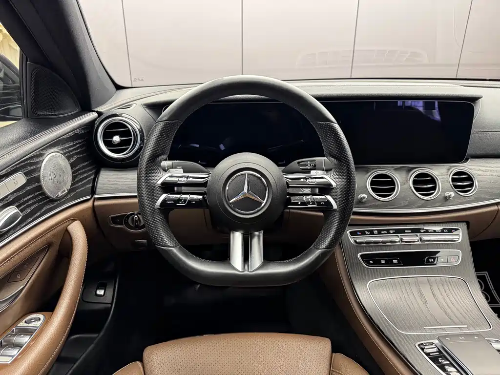 Mercedes-Benz E-Class E 2022 E 300 L Luxury