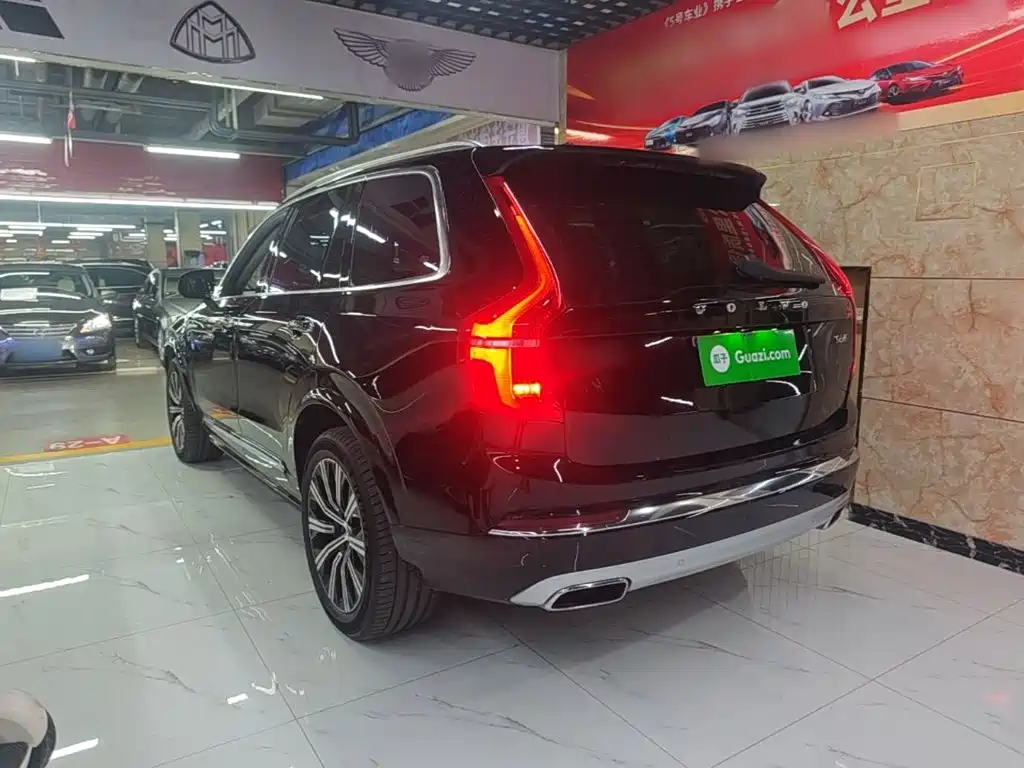 Volvo XC90 2020 T6 Luxury 7 мест
