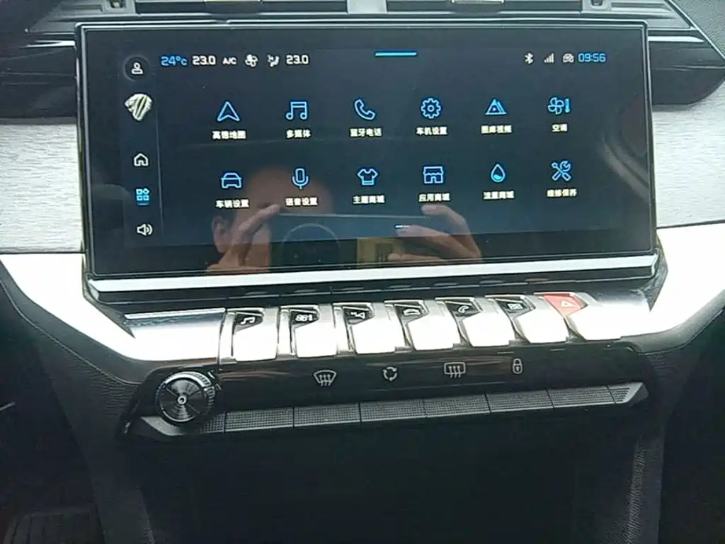 Peugeot 408 — миниатюра 13