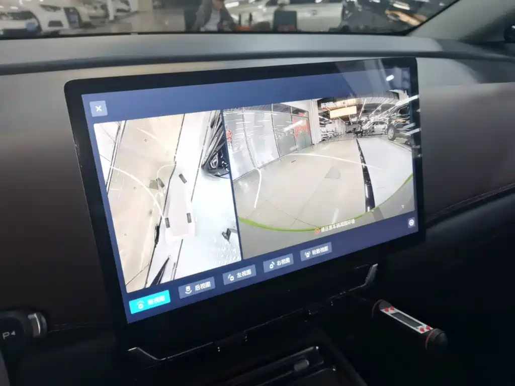 Wuling Xingguang 730 New Energy — миниатюра 13