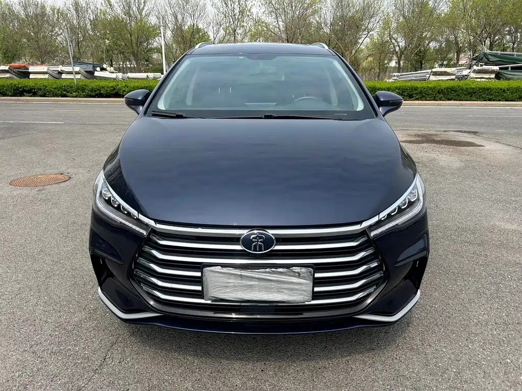 BYD MAX — миниатюра 2