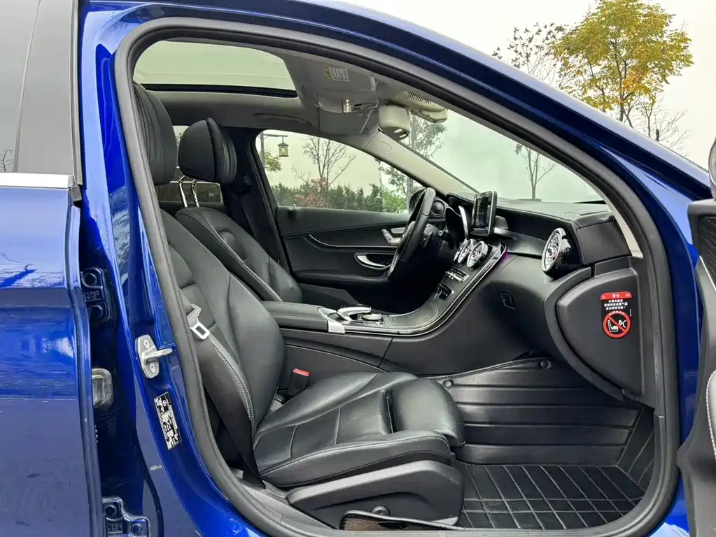 MERCEDES-BENZ C CLASS