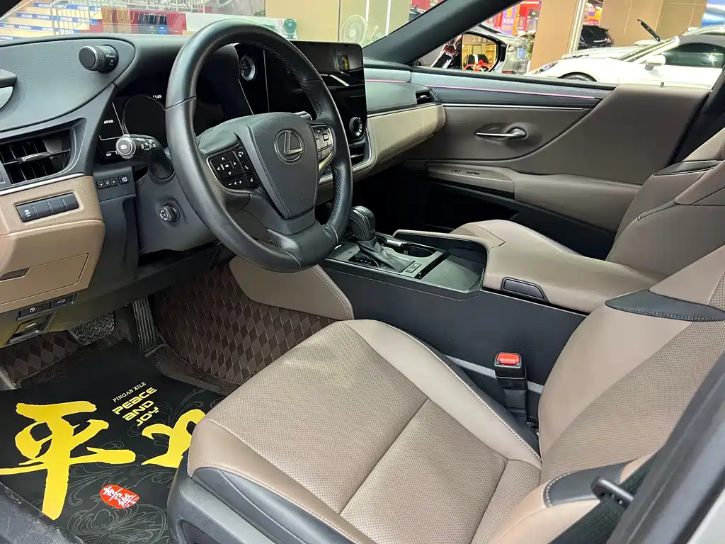 Lexus ES — миниатюра 5