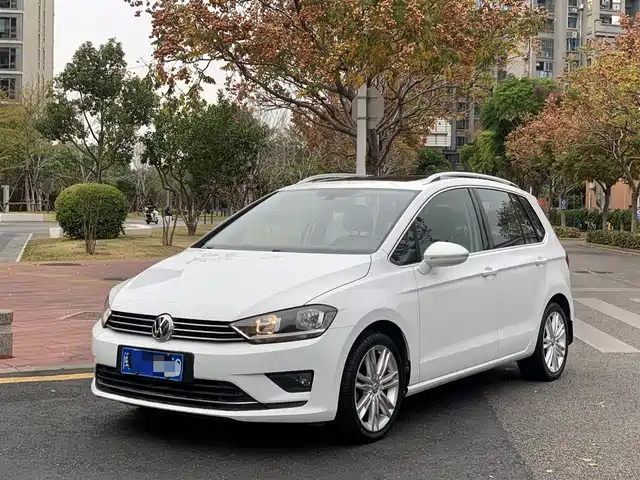 VOLKSWAGEN GOLF*JIAYU