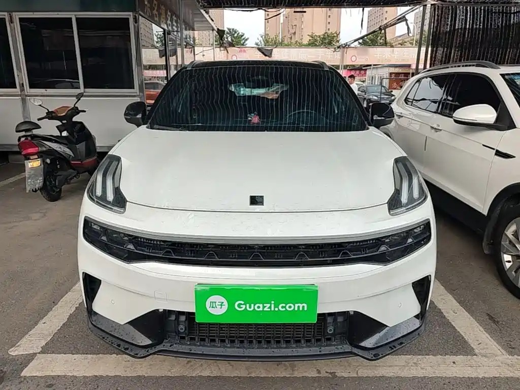 Lynk & Co 06 — миниатюра 3