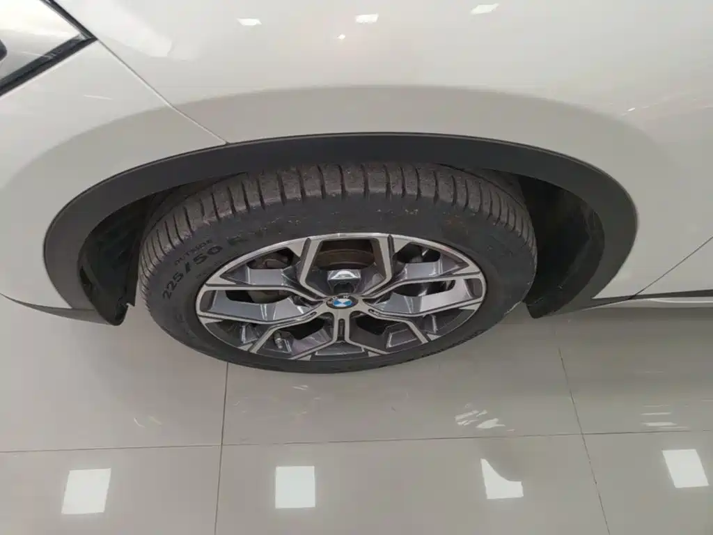 BMW X1 — миниатюра 23