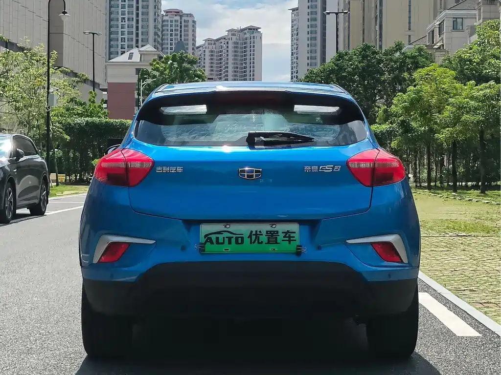 Geely GSe — миниатюра 5
