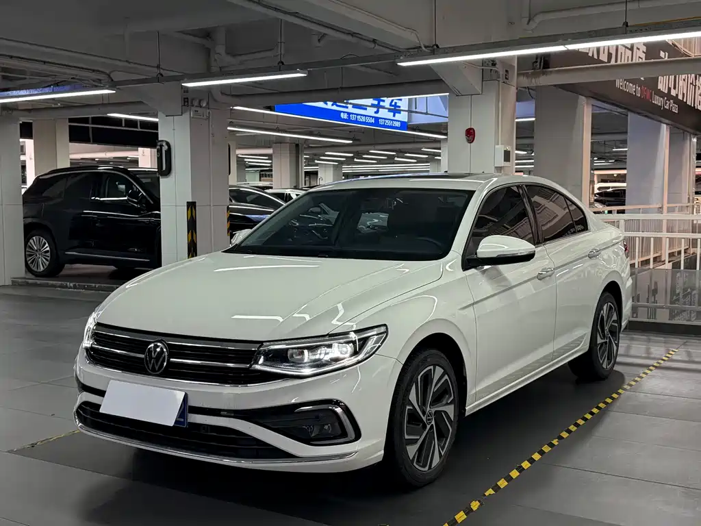 Volkswagen Bora 2023
