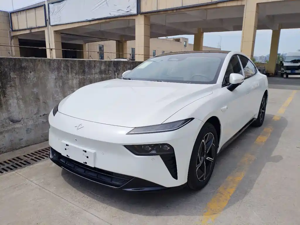 Dongfeng eπ007 2025 230Pro