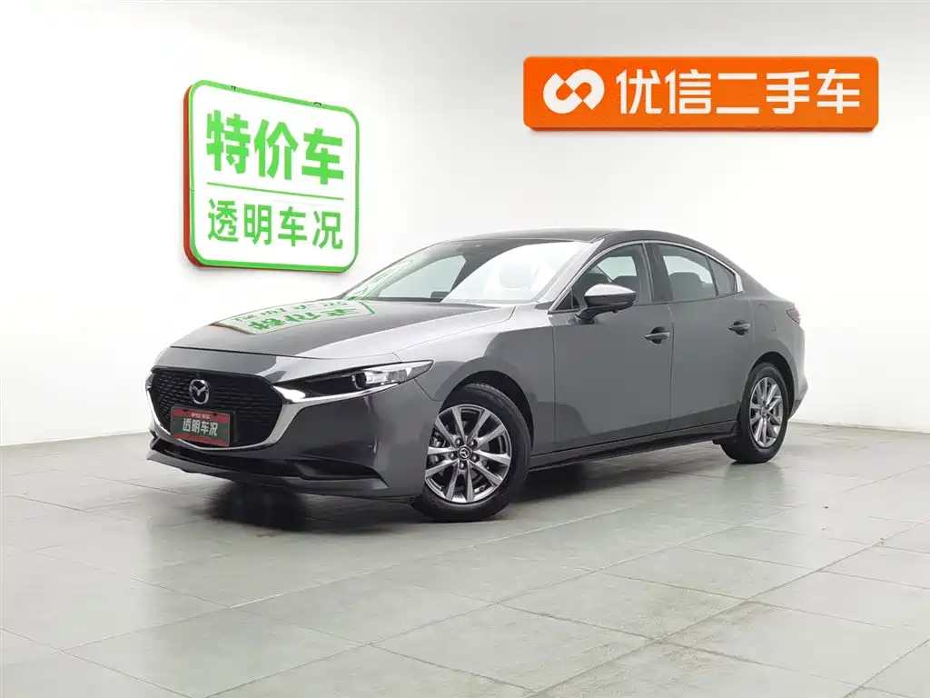 Mazda 3 Axela 2022