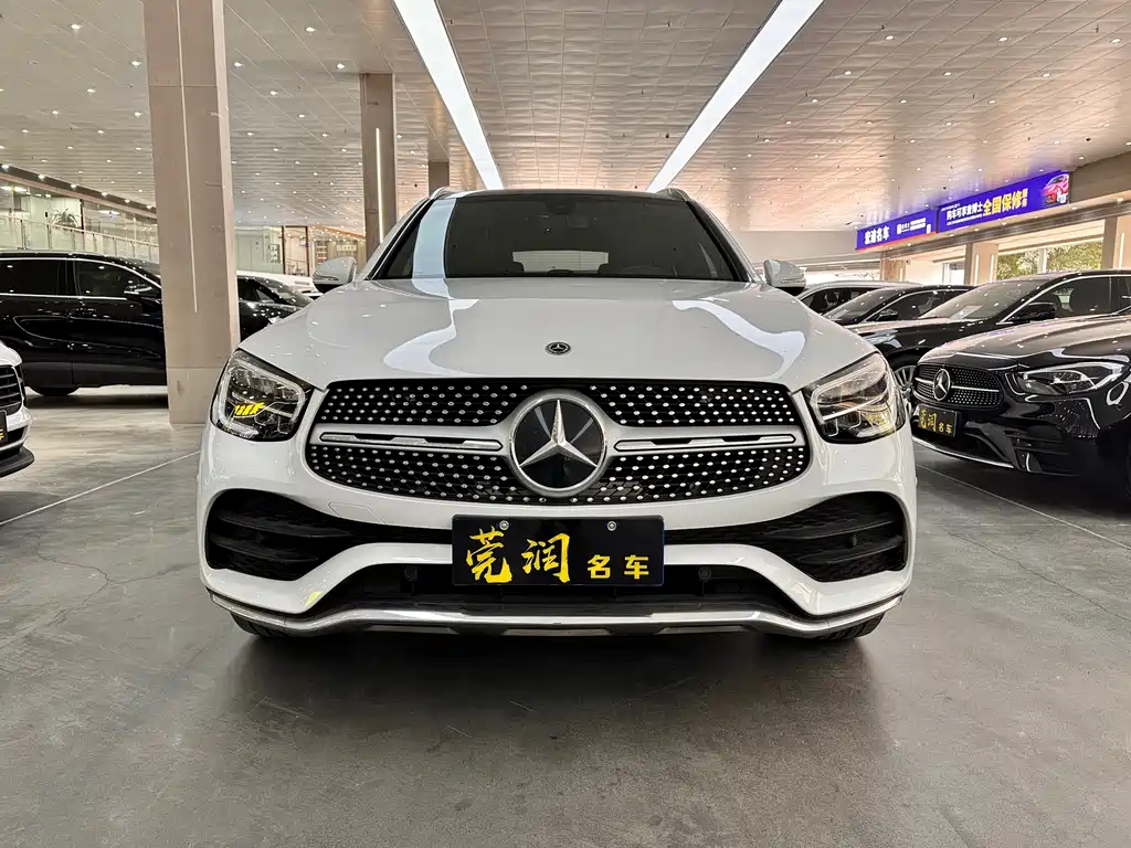 MERCEDES-BENZ GLC