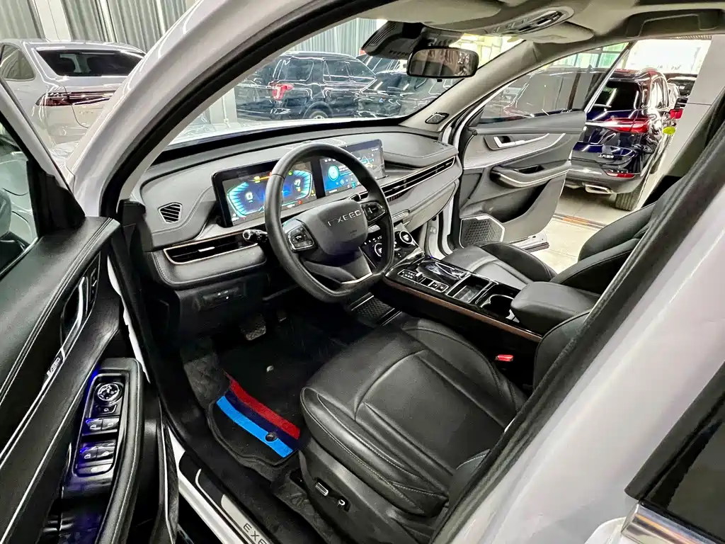 Exeed Zhaofeng C-DM — миниатюра 10