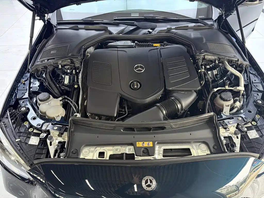 Mercedes-Benz C-Class — миниатюра 17