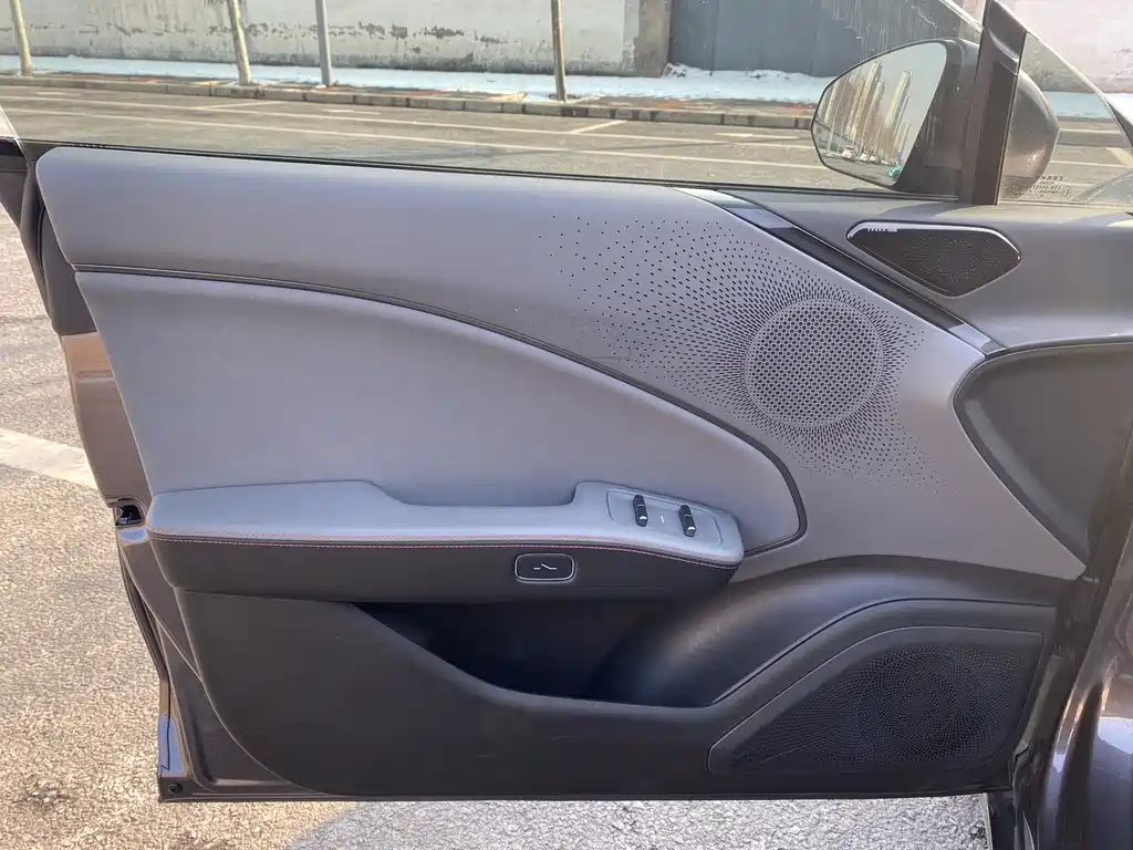 ZEEKR EXTREME KRYPTON 007GT