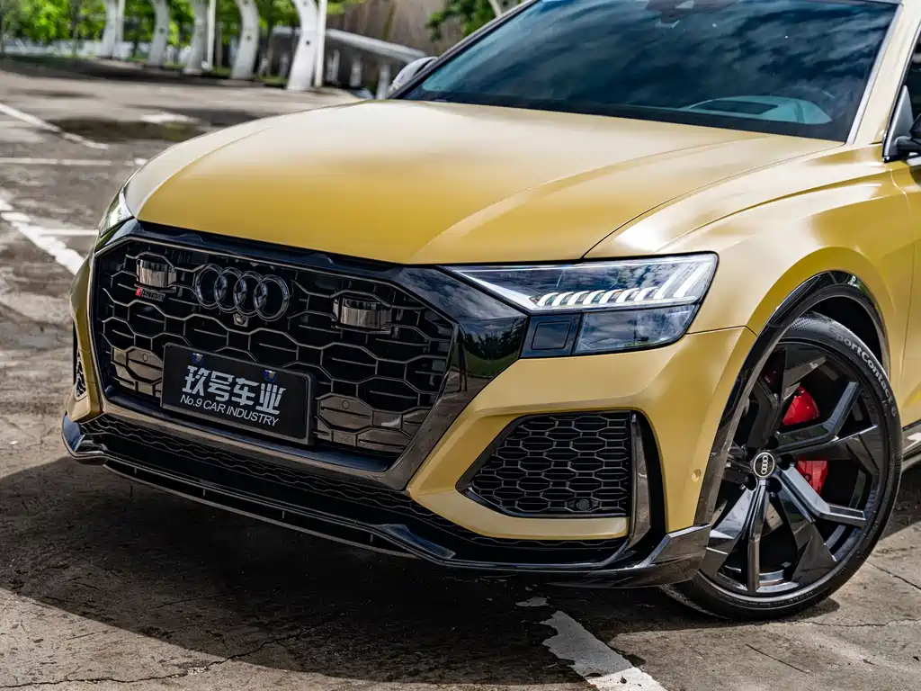 Audi RS Q8 — миниатюра 7