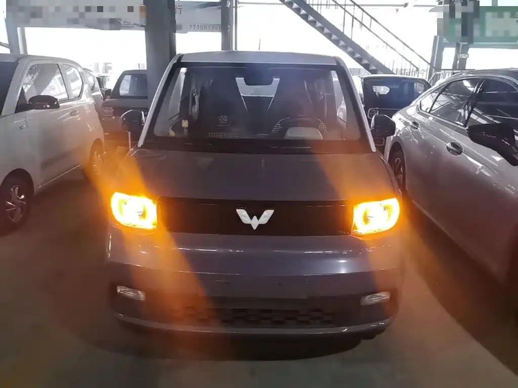 Wuling MINIEV — миниатюра 3