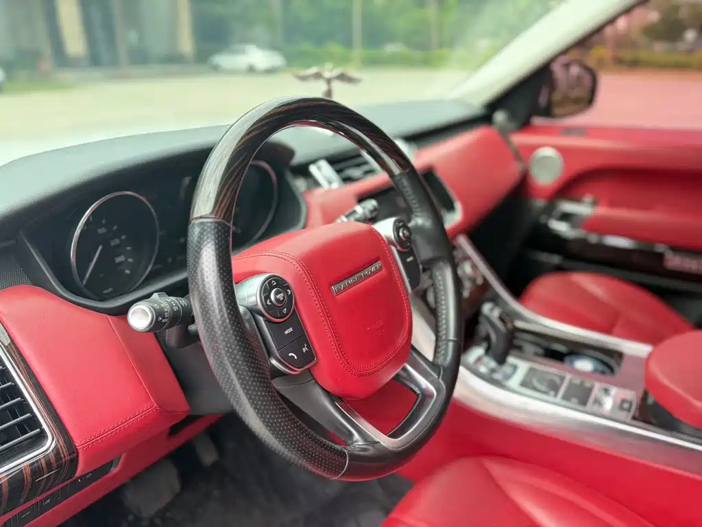 Land Rover Sport — миниатюра 5
