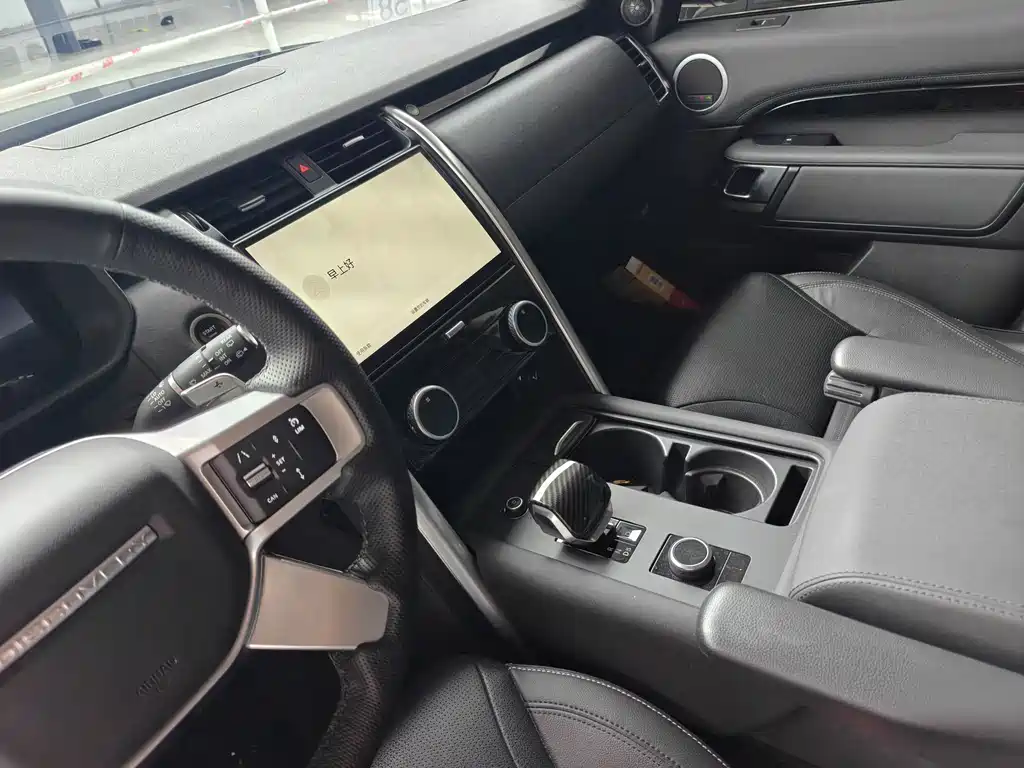 Land Rover Discovery — миниатюра 5