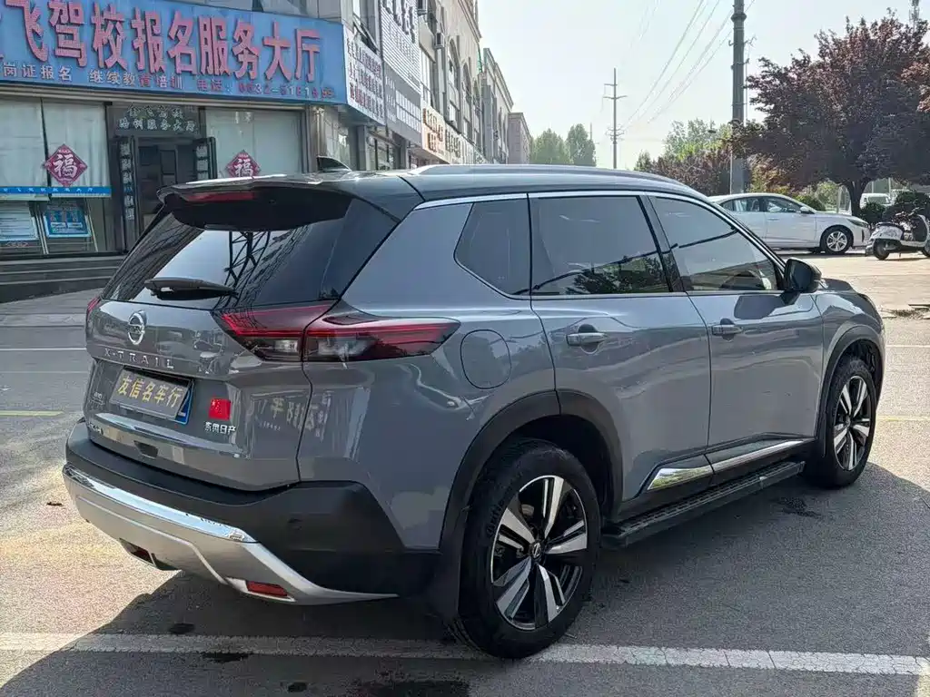 Nissan X-Trail — миниатюра 6
