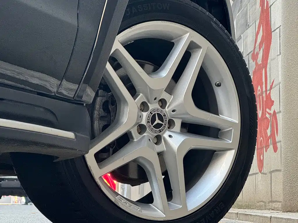 Mercedes-Benz GLS — миниатюра 7