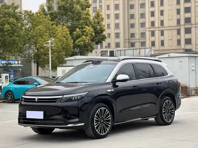 AITO ASK THE WORLD M7 2025