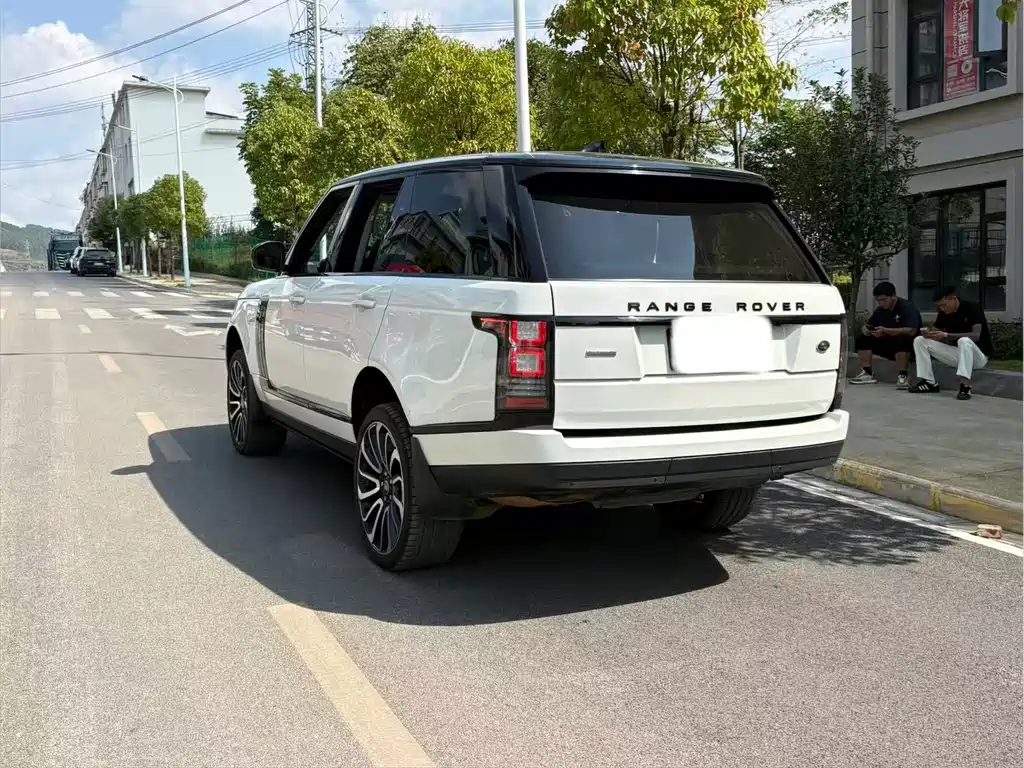 Land Rover Range Rover — миниатюра 9