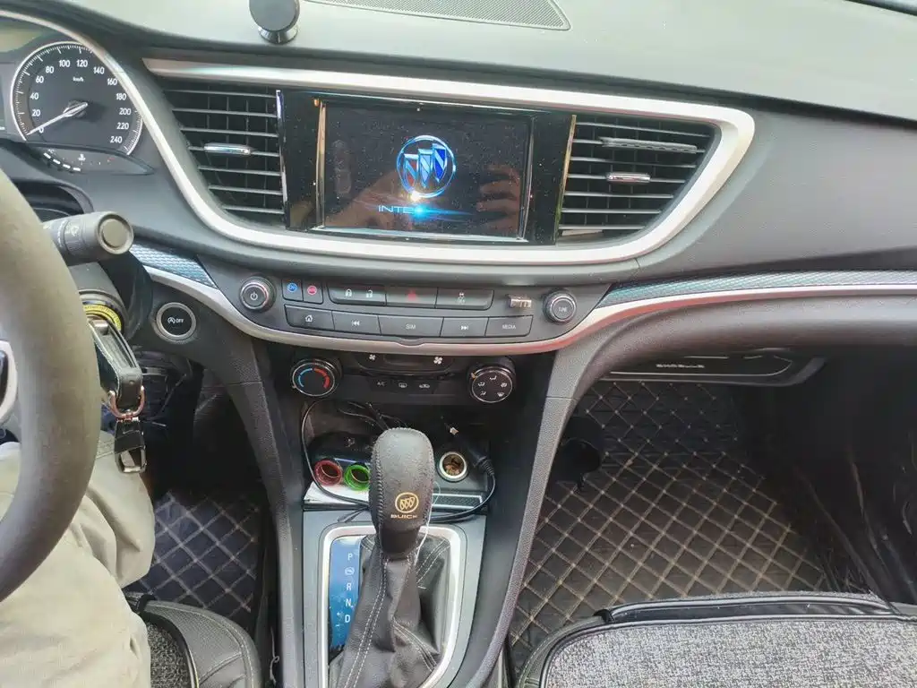 Buick Excelle — миниатюра 10