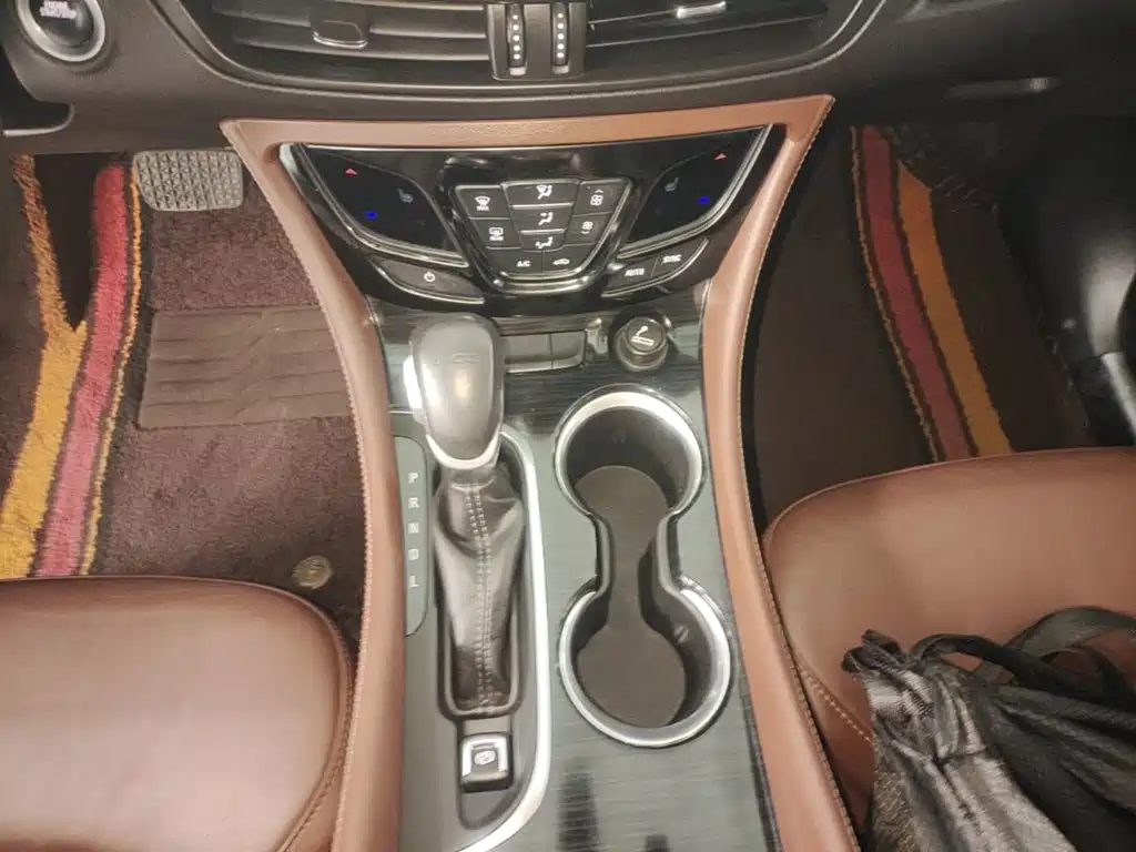 Buick Envision Plus — миниатюра 14