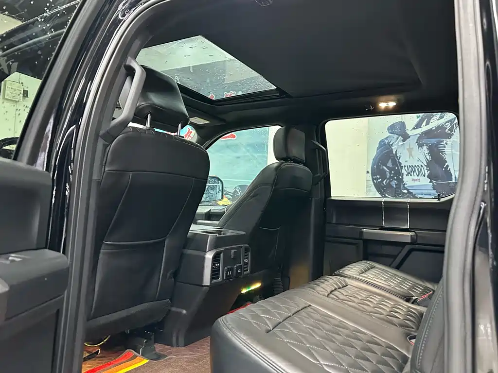 Ford F-150 Raptor — миниатюра 6
