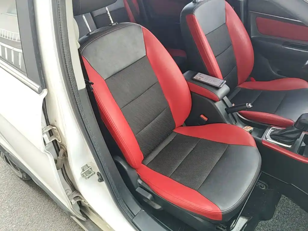 BAIC Senova X25 — миниатюра 25