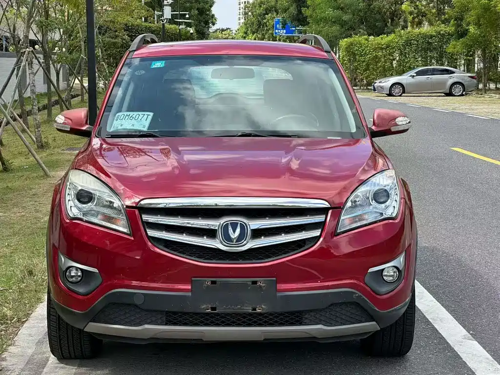 Changan CS35 — миниатюра 2