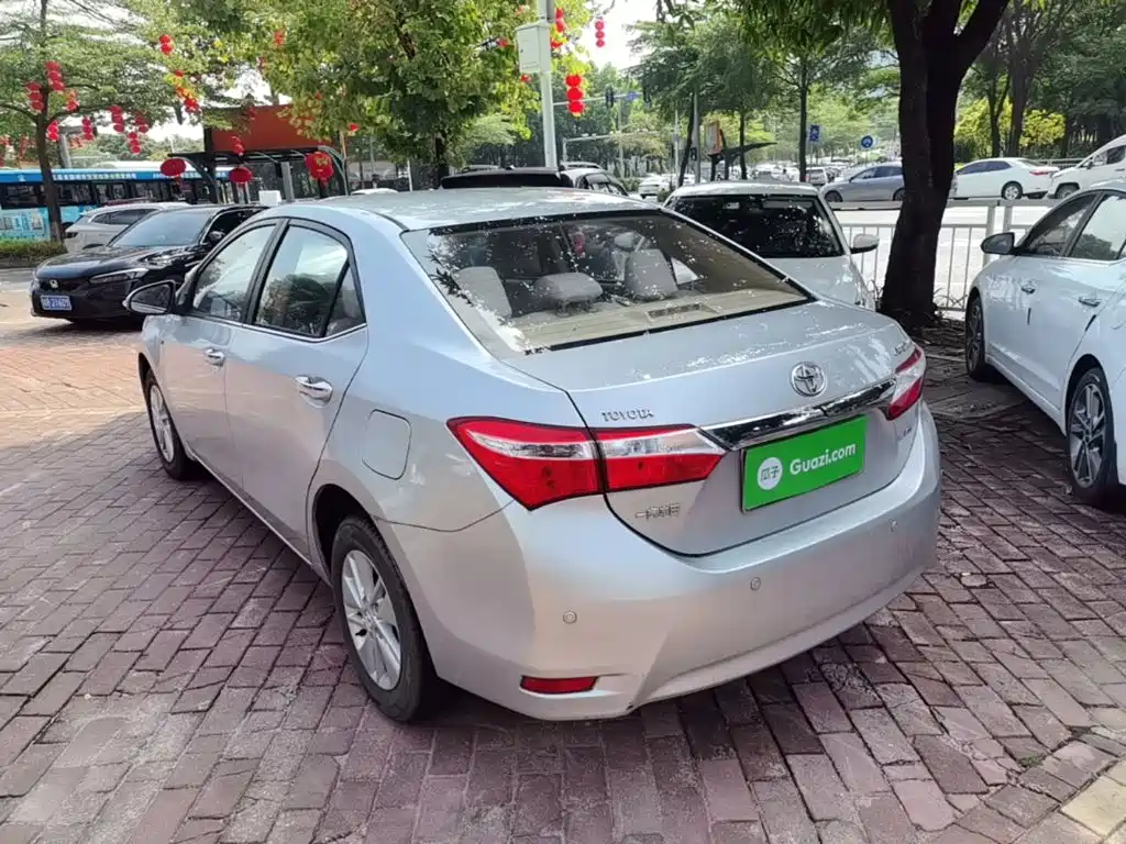 Toyota Corolla — миниатюра 5