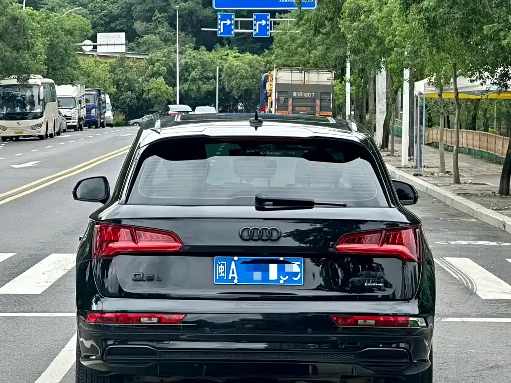 Audi Q5L 2020 45 TFSI Premium Fashion