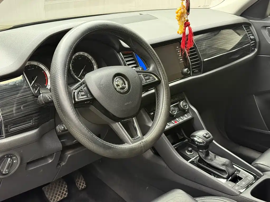 Skoda Kodiaq 2018 TSI380 7 мест Flagship