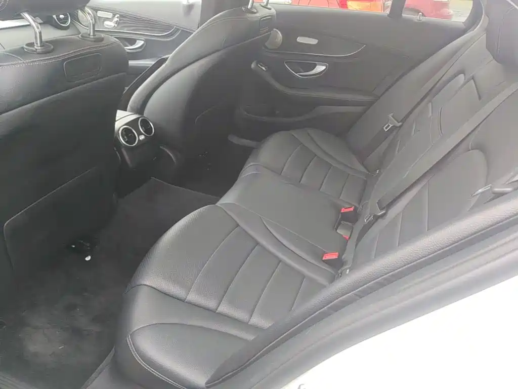 Mercedes-Benz C-Class — миниатюра 17