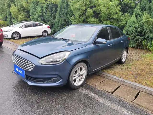 2019 Ford Escort