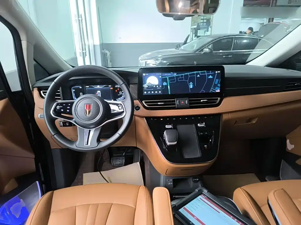Hongqi Hongqi HQ9 PHEV — миниатюра 10
