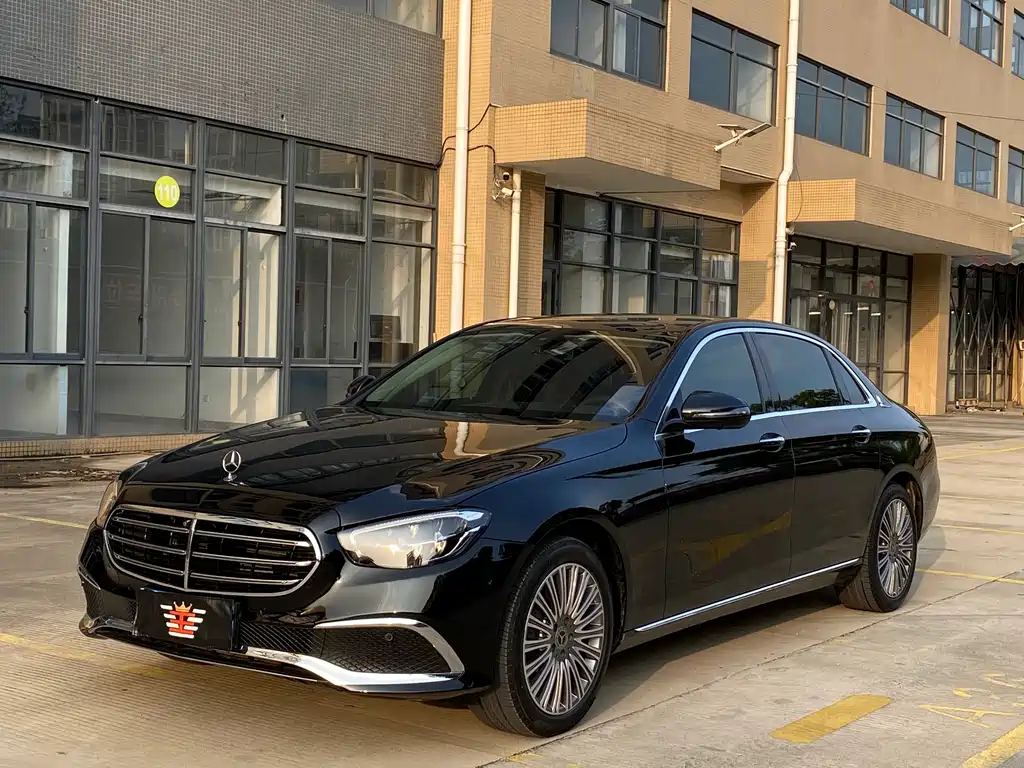 Mercedes-Benz E-Class 2023