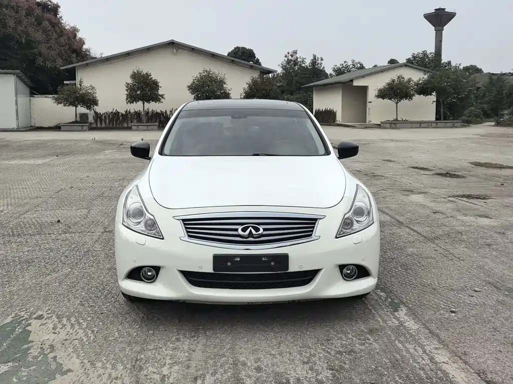 Infiniti G — миниатюра 3
