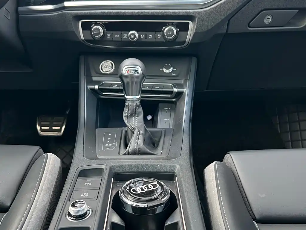 Audi Q3 — миниатюра 13