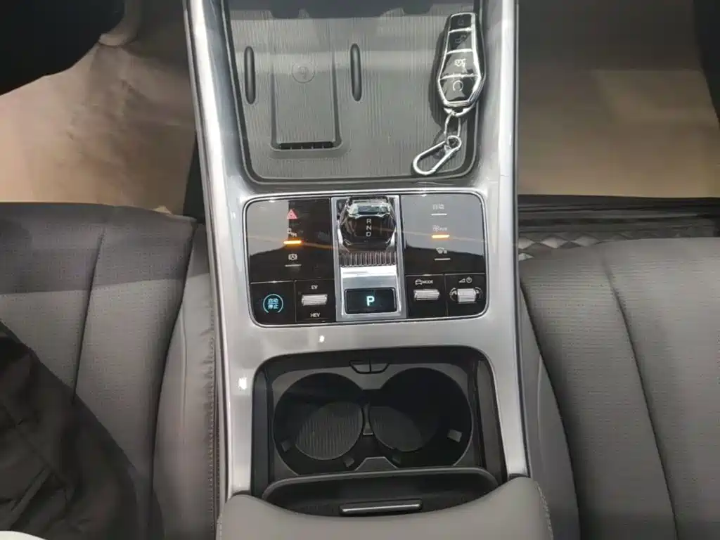 BYD Seal 07 DM-i — миниатюра 14